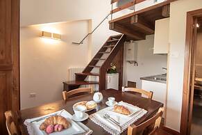 Turquoise Apt City Center