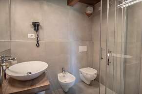 Turquoise Apt City Center