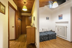 La Tana Dello Scoiattolo Skiing Nearby