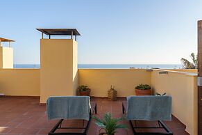 Calahonda Royale Seaview Suite