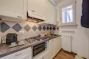 La Casa Accanto With Shared Pool