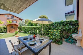 La Casa Accanto With Shared Pool