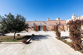 Masseria Misocampo With Garden And Pool