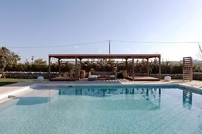 Masseria Misocampo With Garden And Pool