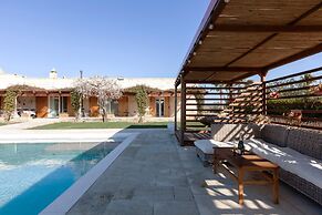 Masseria Misocampo With Garden And Pool