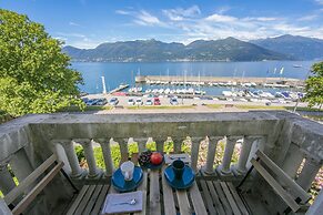 Residenza Oleandro Lake View Luino Center