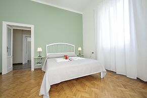 Residenza Oleandro Lake View Luino Center