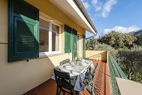 Peaceful Apartment In Deiva Marina