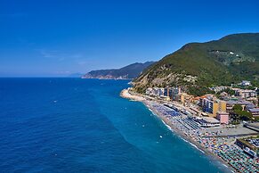 Peaceful Apartment In Deiva Marina