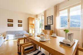 Peaceful Apartment In Deiva Marina