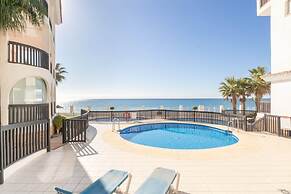 Puerta del mar 2 Beachfront and Pool