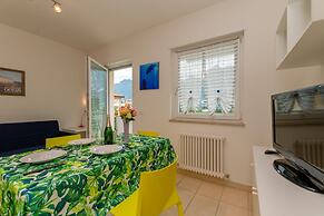 Torbole Relax Pool Balcony Apartment 2