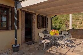 Olive Brench Apt In Farmhouse With Pool