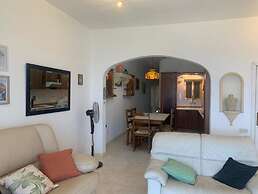 Sea and sun Views 2bd Apt Marsalforn Gozo