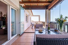 Puerta Del Mar Beachfront And Pool