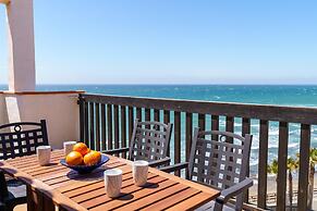 Puerta Del Mar Beachfront And Pool
