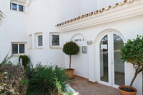 Puerta Del Mar Beachfront And Pool