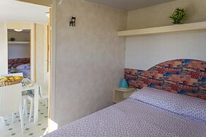 Bungalow Felicit 2 With Pool