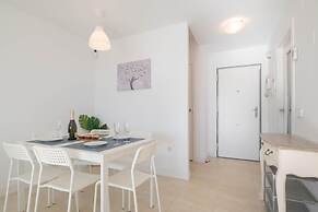 Sunset Sunshine Pool and Golf