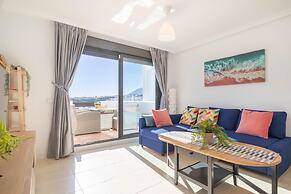 Sunset Sunshine Pool and Golf