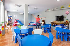 Marbella Resort 8 Pool Whirlpool Sauna