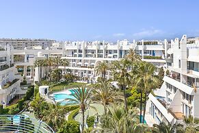 Marbella Pool House Ph78 On Sea Shore