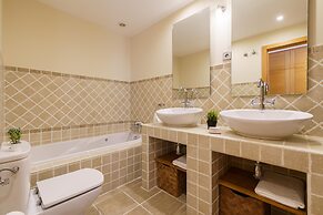 Sunset Seaview Corner With Pool