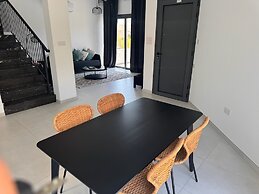 Limassol Urban Beach Retreat- 500m From the Beach