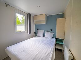 Well-maintained Chalet Near Amsterdam