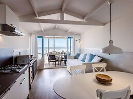 Beautifully Situated Holiday Home on the North Sea Beach of Wijk aan Z