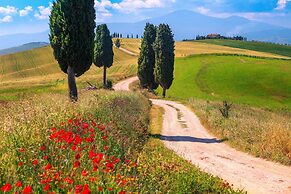 Podere Osteria With Pool Close to Pienza