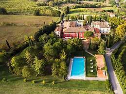 Palagio 6 in Chianti With Shared Pool