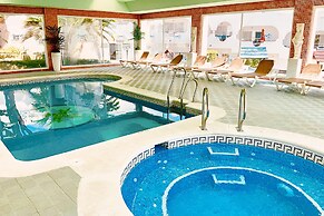 Marbella Resort 10 Pool Whirlpool Sauna