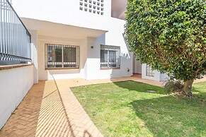 Apt Mairena Forest sea View Pool