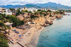 Nerja City Center Apartment