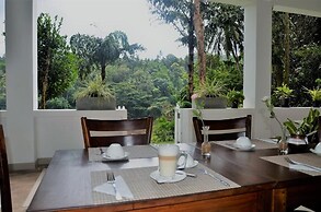 Kandy Rivers Edge Nature Resort