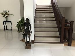 Kandy Rivers Edge Nature Resort