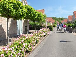 Detached Villa With two Bathrooms