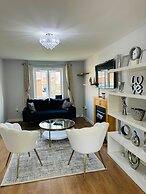 Housesleeps5-parking-garden-privateentrance