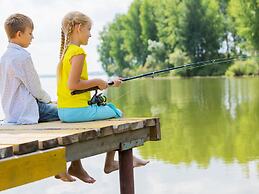 Nice Tent Lodge With Veranda