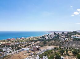 Benalmadena Luxury 4 Bed Apartment Jacuzzi