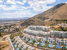 Benalmadena Luxury 4 Bed Apartment Jacuzzi