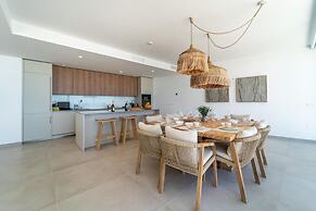 Benalmadena Luxury 4 Bed Apartment Jacuzzi