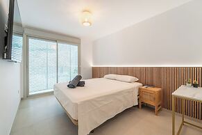 Benalmadena Luxury 4 Bed Apartment Jacuzzi