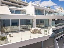Benalmadena Luxury 4 Bed Apartment Jacuzzi