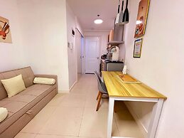 Acellyne's Suites at The Residences