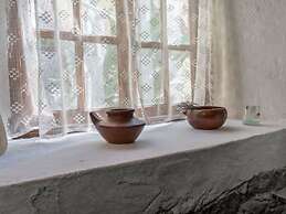 House Sleeps6-parking-garden-pool in Summer-pet