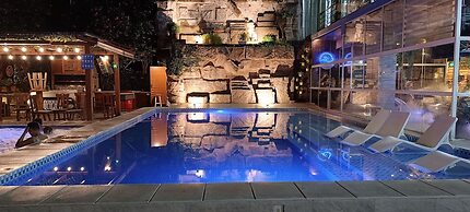 HOTEL LOS CEIBOS