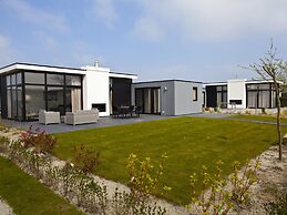 Modern Holiday Home 600 m From the sea