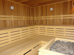 Modern Holiday Home 600 m From the sea